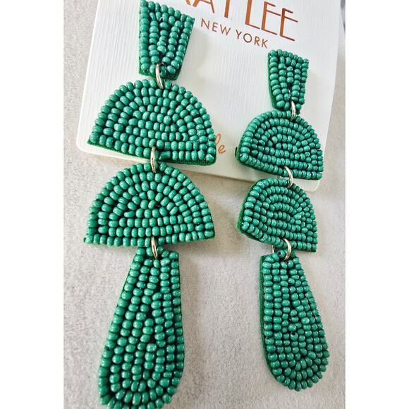 Kay Lee Green Geometric Beaded Earrings New - Picture 3 of 3